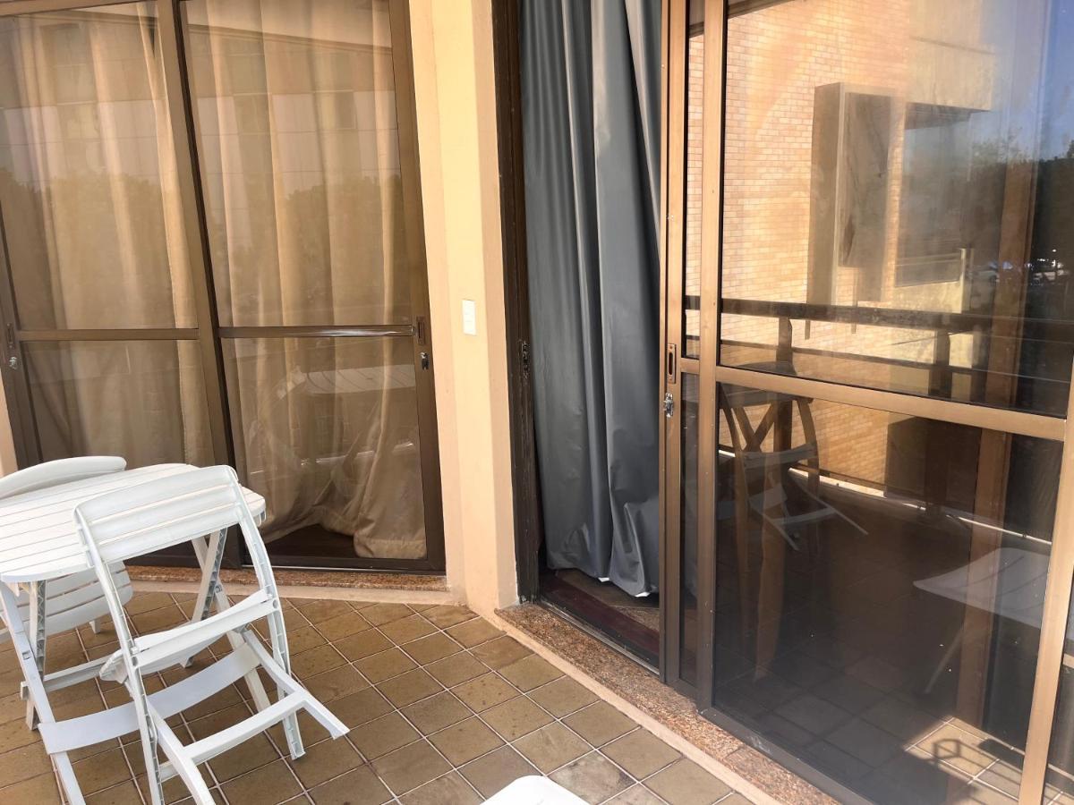 Flat De Luxo A Beira Mar No Ponto Da Barra! *
